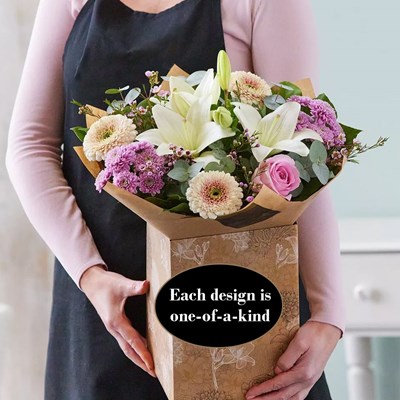 Pastel Hand-tied bouquet made with the finest flowers